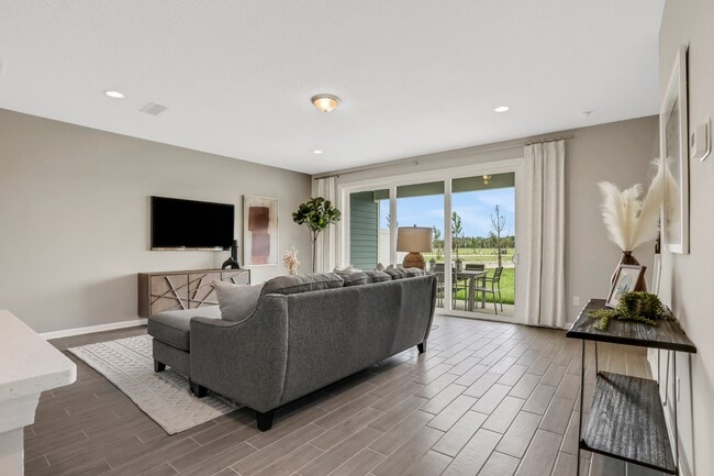 823 Cherry Elm Dr