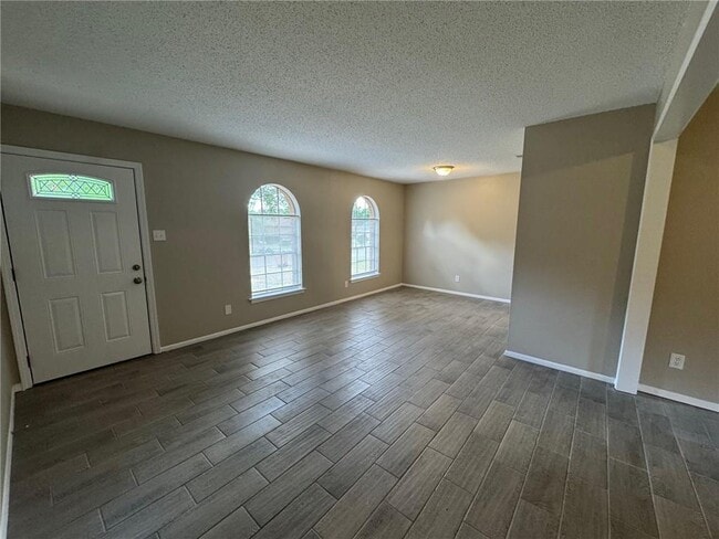 Photo - 6564 Cynthia Dr