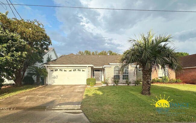 Charming 3 Bedroom Home in Mary Esther nea... - Charming 3 Bedroom Home in Mary Esther nea...
