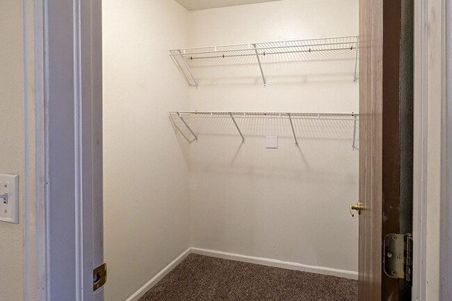 Building Photo - Eagles Nest Apartments