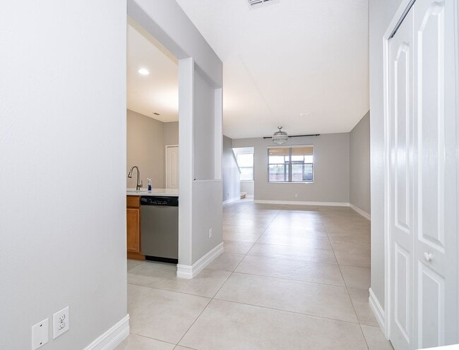 Photo - 2942 Rodrick Cir