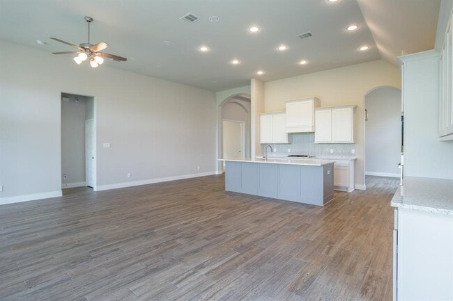 Photo - 1639 Rosedale Dr