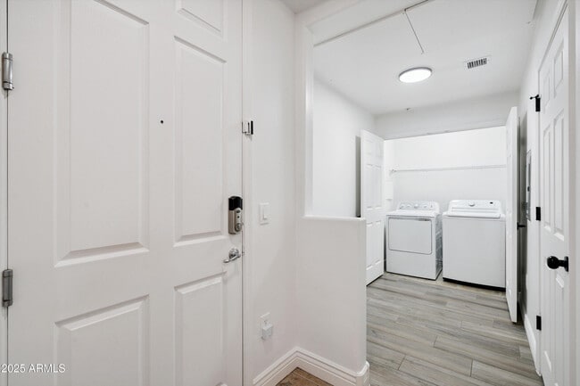 Photo - 5450 E Deer Valley Dr Unit 1215