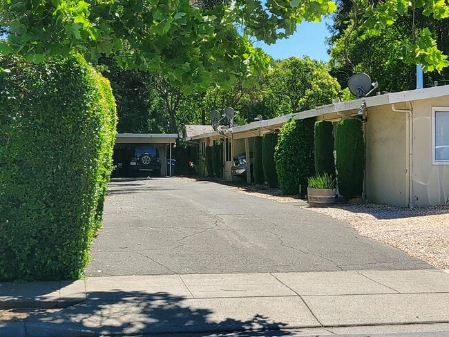 Photo - 1210 Ripley St