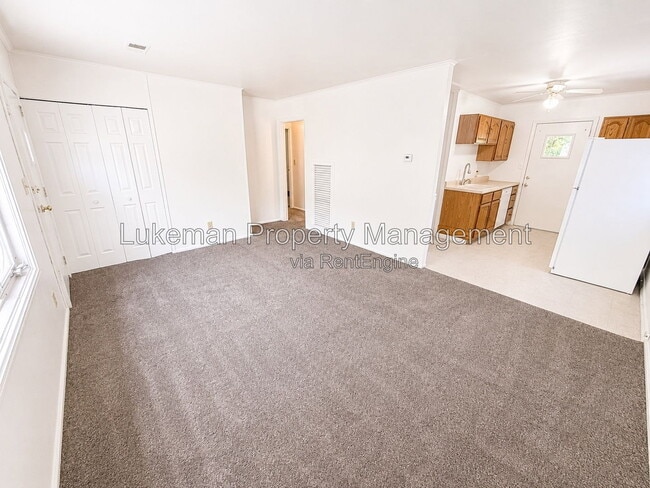 Photo - 3006 Nellbert St