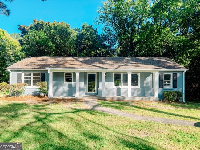 Photo - 685 Wimbish Rd