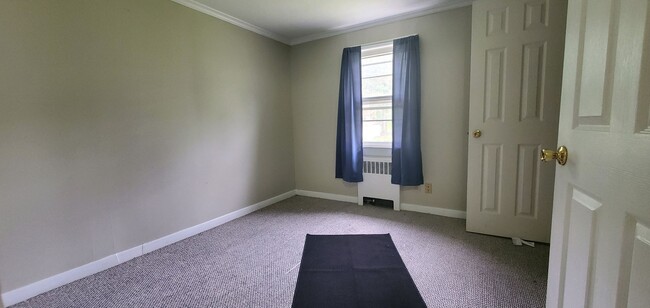 Building Photo - NYS SCDA 13th St Unit Upper Rental