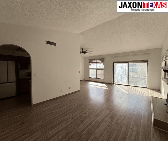 Photo - 4614 N Stanton St