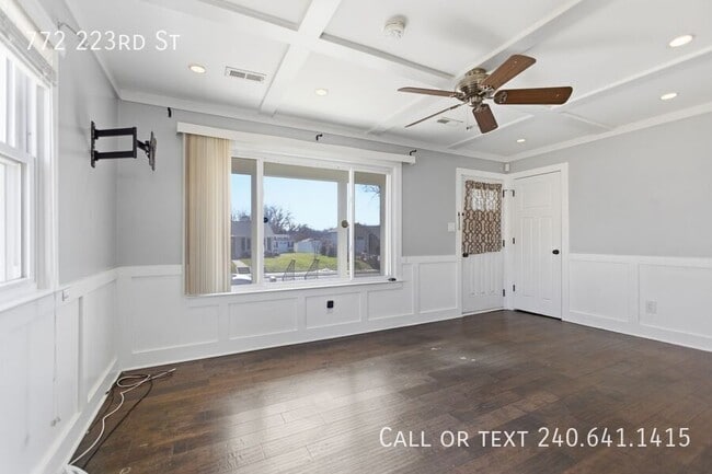 Photo - 772 223rd St