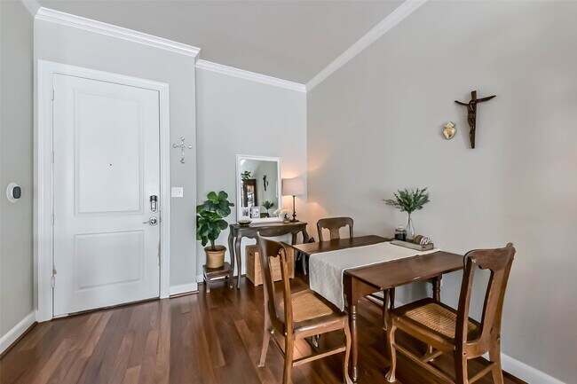 Photo - 300 St Joseph Pkwy Unit 103