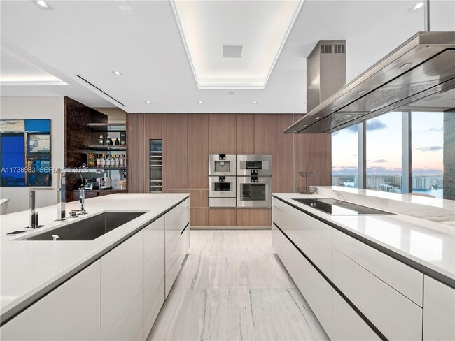 Photo - 18501 Collins Ave Unit 2704