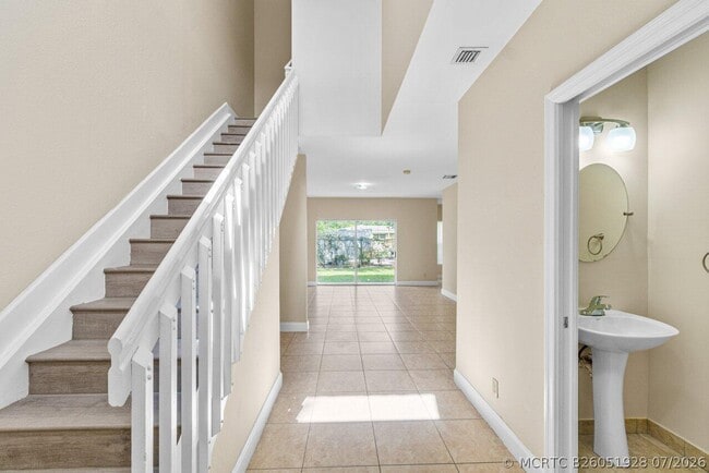Photo - 809 Talia Cir