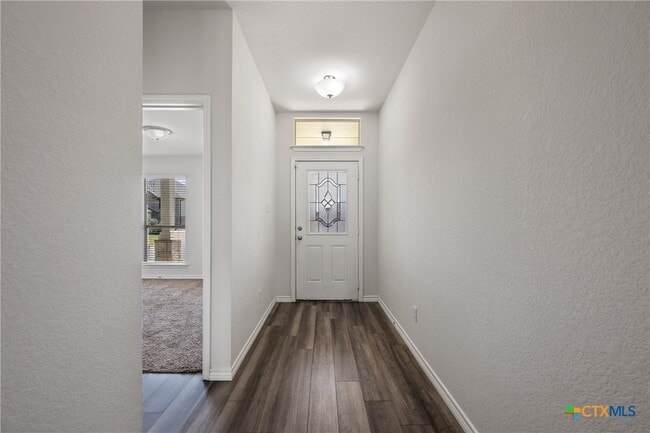 Photo - 5678 Baffin Ln