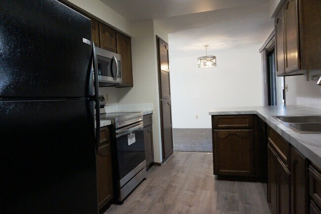 Photo - 948 Unit 01