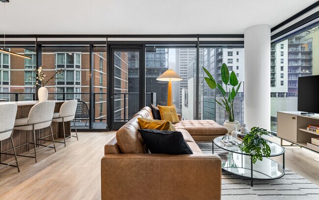 Photo - 218 E Grand Ave