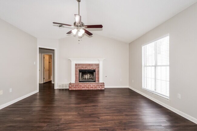 Photo - 7291 Bridle Ln