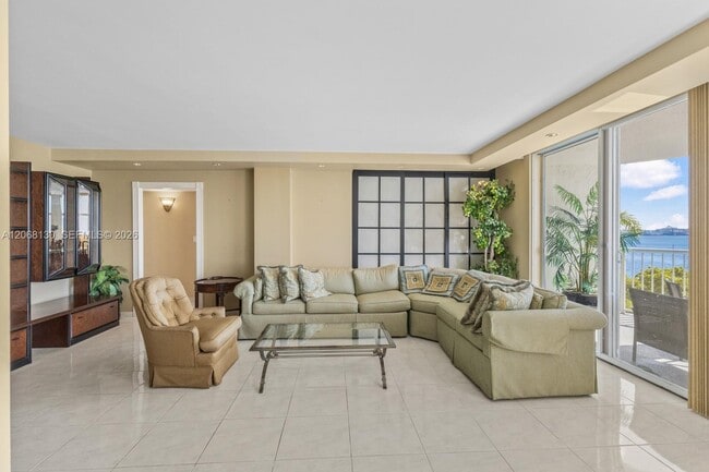 Photo - 1420 Brickell Bay Dr Unidad 601A
