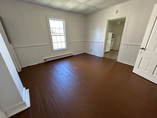 Photo - 1 Bed 1 Bath House Available To Rent For $...