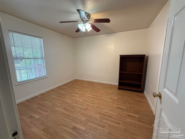 Photo - 3002 W Brainerd St