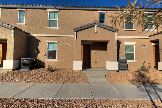 Photo - Newer Townhome - 3 Bedrooms + 2 Car Garage - E Craig & Nellis