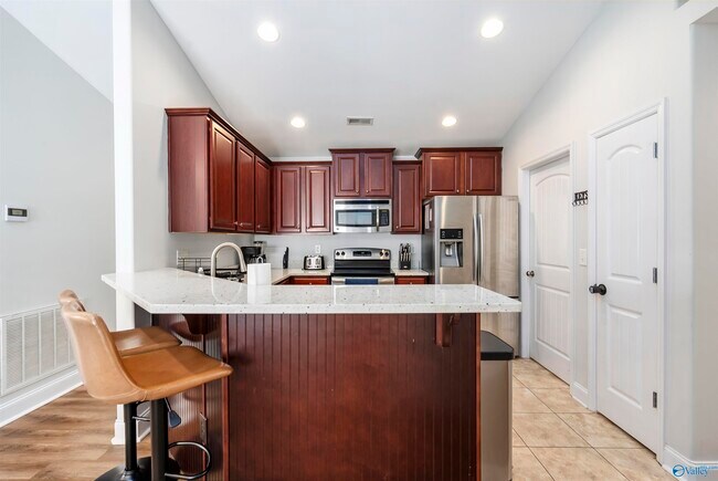 Photo - 265 Harold Murphy Dr