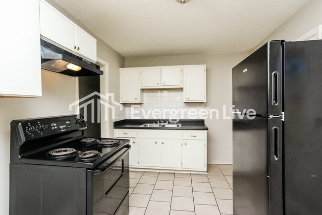 Photo - 4983 Appleville St