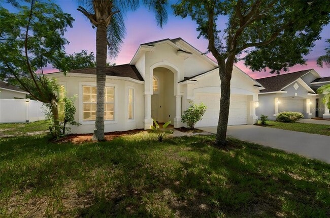Building Photo - 2222 Roanoke Springs Dr