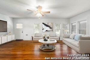 Photo - 465 S Guenther Ave