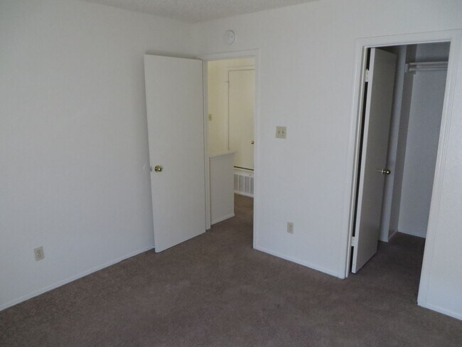 Photo - 2217 Katy Ln Unit C