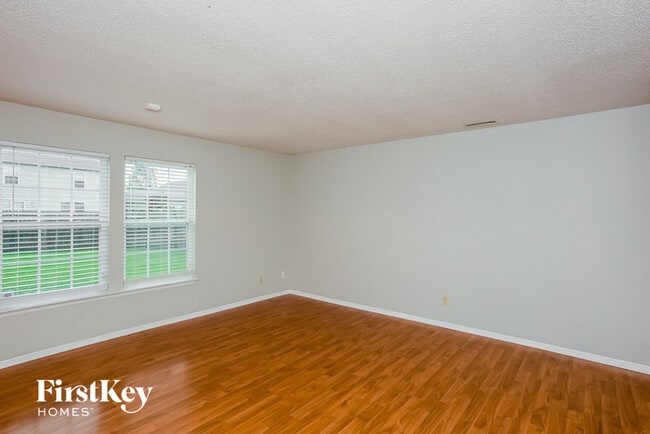 Photo - 5744 N Jefferson Dr