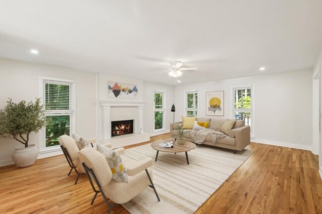 Photo - 2799 Brookcliff Landing NE
