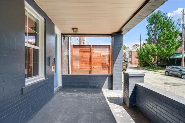 7307 Florence Ave