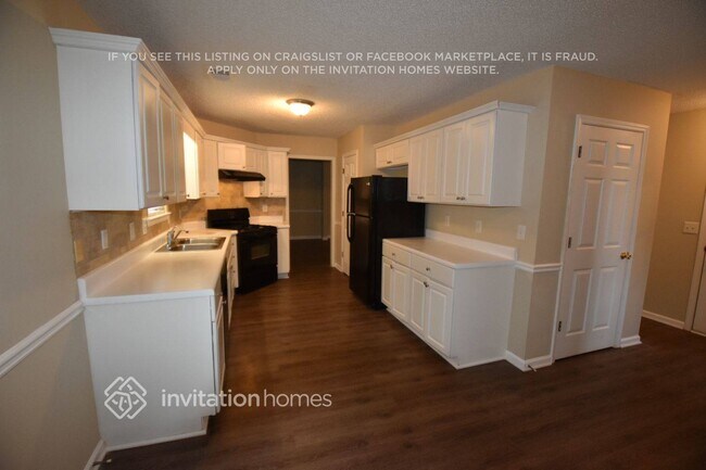 Photo - 81 Victorian Cir