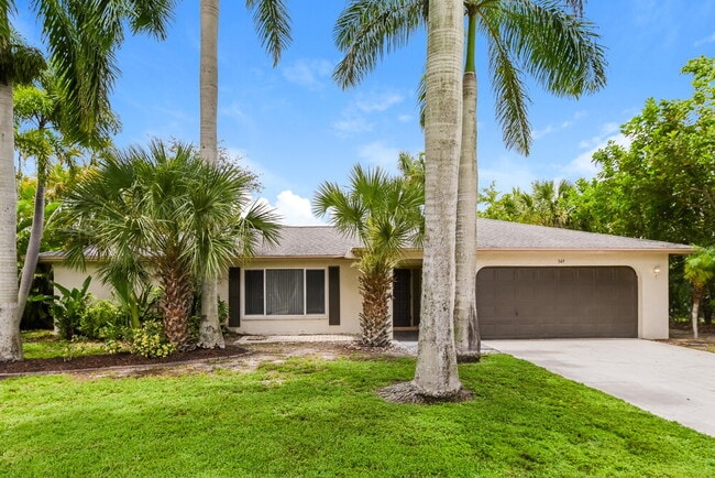 Photo - 349 Bay Meadows Dr House