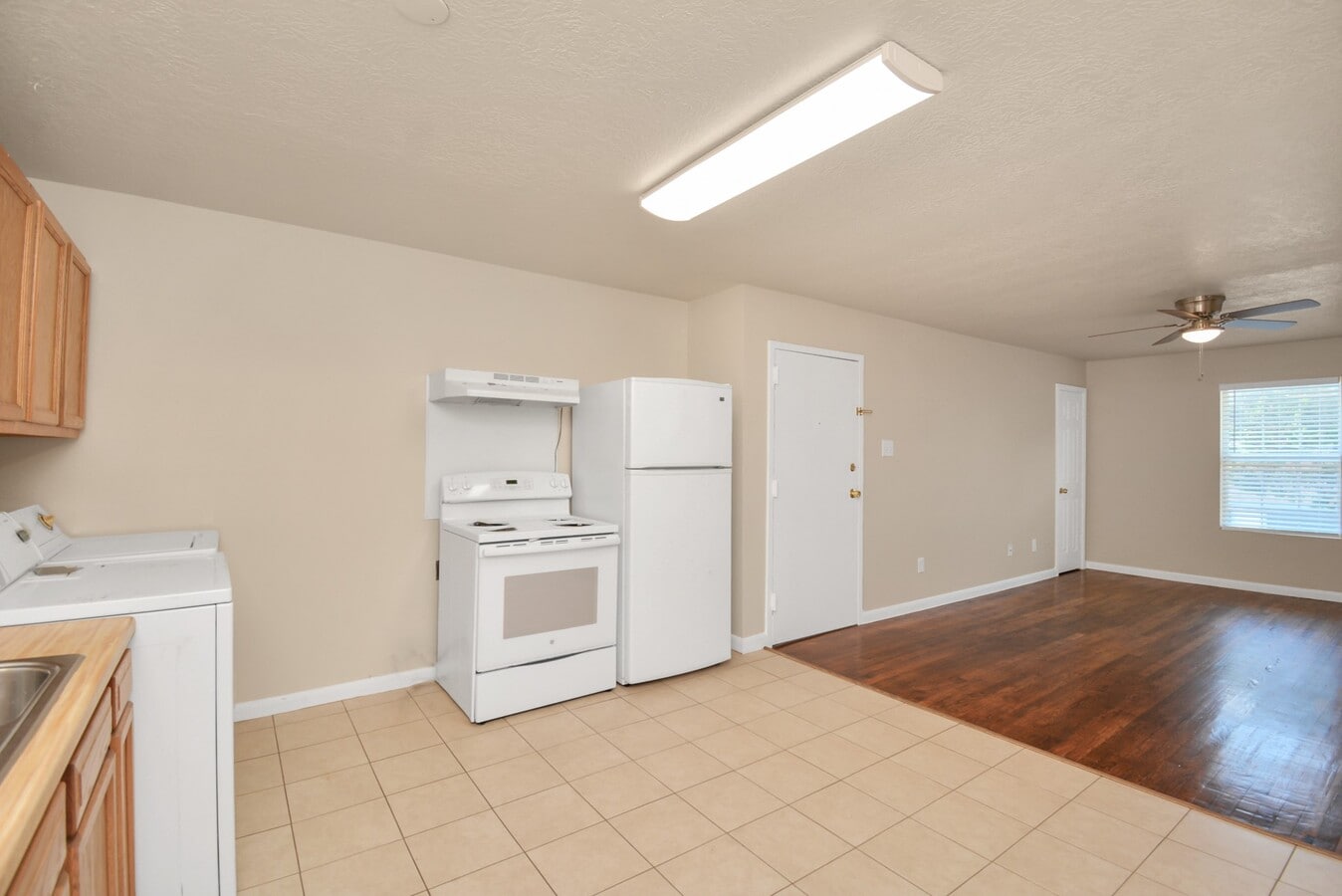 Photo - 500 W Pitts Ave Unit 204