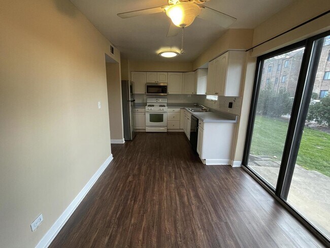 Photo - 240 E Rimini Ct Unit 240