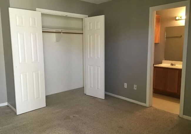 Photo - 1742 Rock Hollow Loop Unit 1742