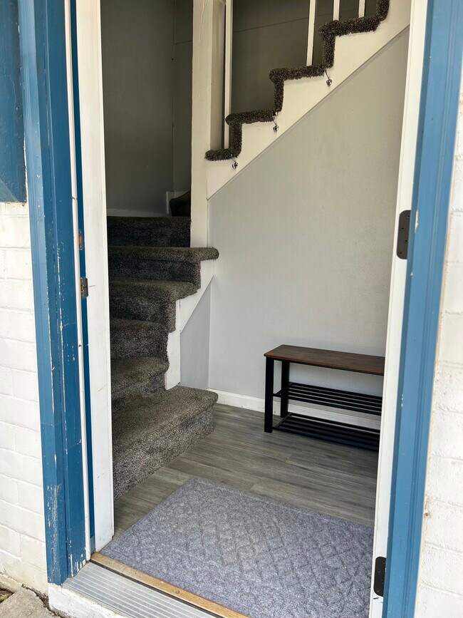 Photo - 614 N Morrison St