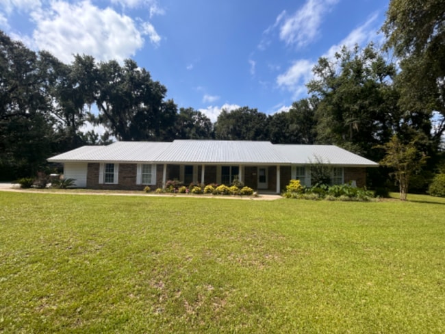 Building Photo - 104 Brisbon Rd Rental