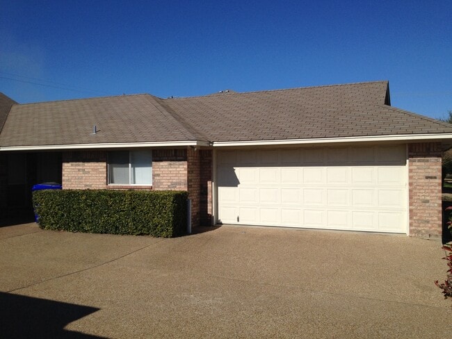Photo - Duplex