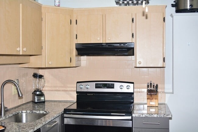 Photo - 9 Mayberry Dr Unit 1