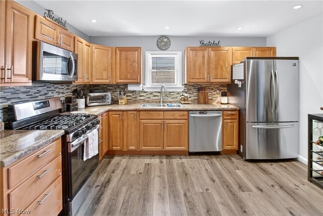 Photo - 10903 Parkhurst Dr