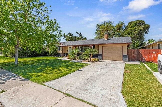 Building Photo - 1825 College Ave