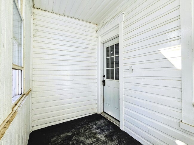 Photo - 221 Main St Unidad 2nd Fl