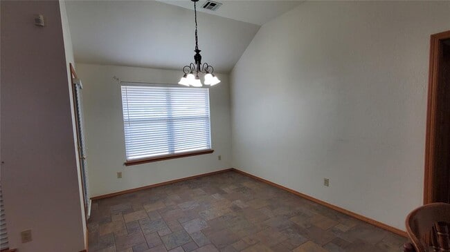 Photo - 400 Amanda Dr