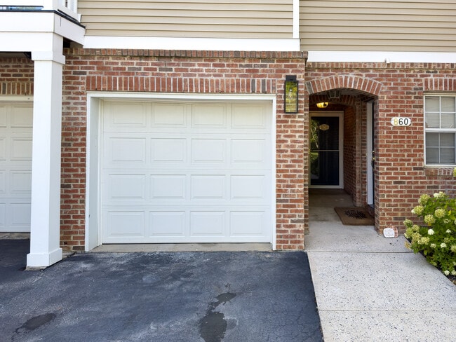 Building Photo - 858 Nittany Ct Unit 858 Rental