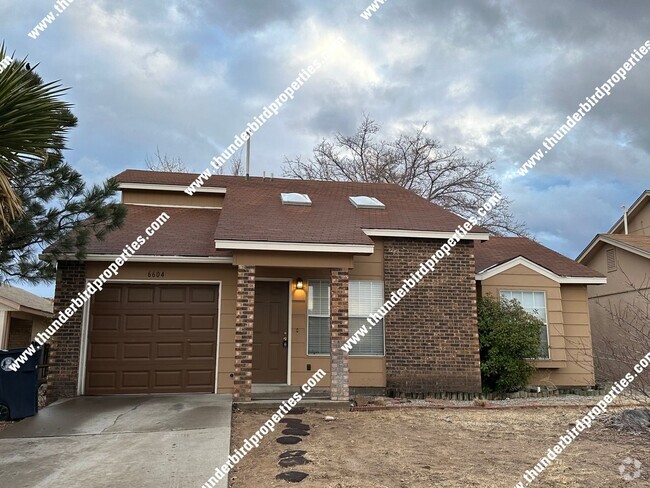 Building Photo - Great NW home