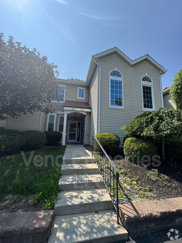Building Photo - 4808 Foxwood Dr S Rental