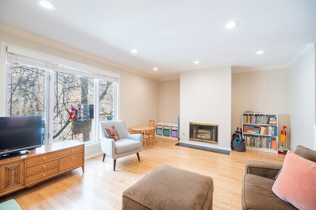 Photo - 1829 N Dayton St