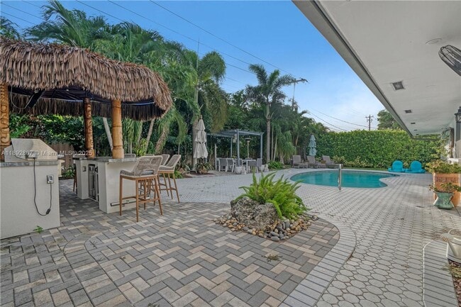 Photo - 2210 NE 62nd St